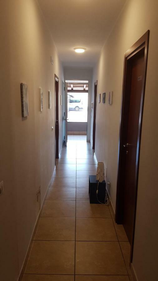 Hotel Etna Parking CTA Exterior foto